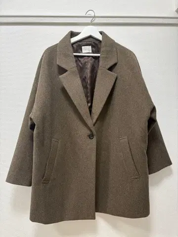 LOWRYSFARM 로리즈팜 코트