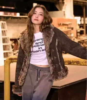 ACLENT 퍼 포함 무스탕 코트