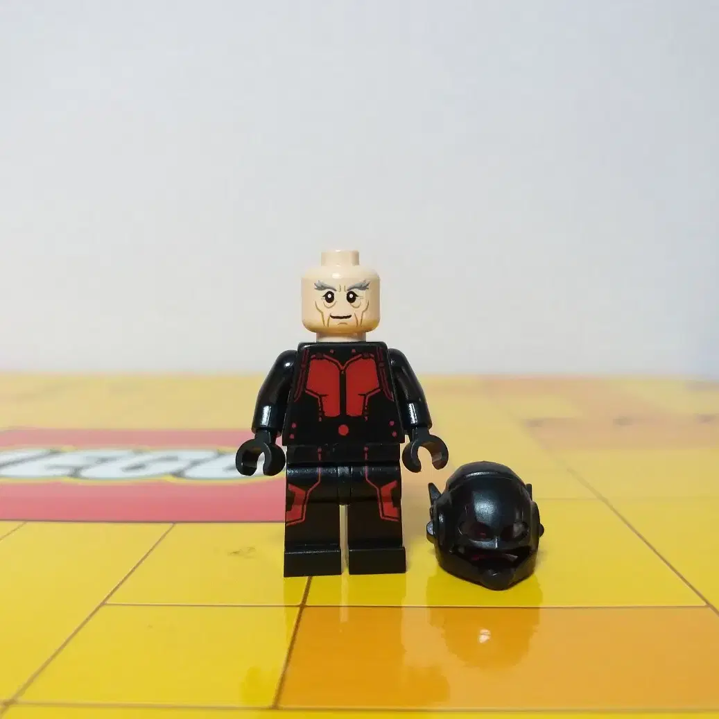 Lego Marvel 76039 Hank Pym