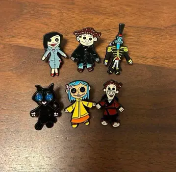 코라라인과 버튼의 마녀 핀 배지 6개 세트
