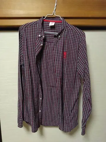 리버풀 체크 무늬 긴팔 셔츠 빨간색 수입 S 사이즈