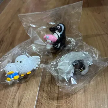 텐노지 동물원 한정판 산리오 콜라보 피규어 바츠마루, 페클, 마이멜로디