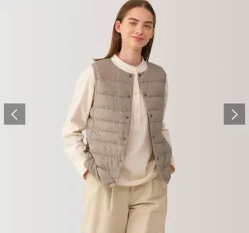 무인양품 경량 다운 베스트 (정전기 방지 안감) 라이트 베이지