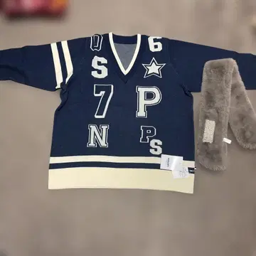 PERSON'S 네이비 V넥 니트