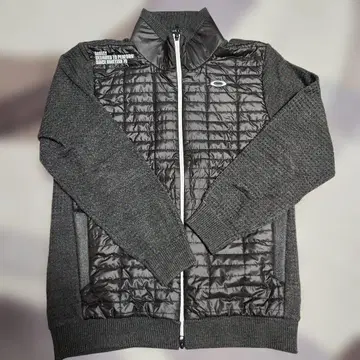 Oakley 다크 그레이 퀼팅 자켓