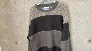 [ YOKE ] BRUSHED MOHAIR BORDER CREWNECK