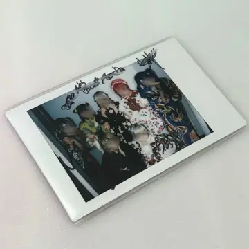 머큐로 2023년 유카타 사인 포함 단체 폴라로이드