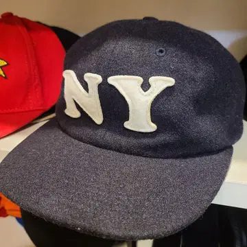 [ 미국제 ] HUF x NY 로고 x 울 캡