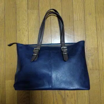 [ 새상품급 ] 맨즈 멜로즈 페이크 가죽 토트백 네이비