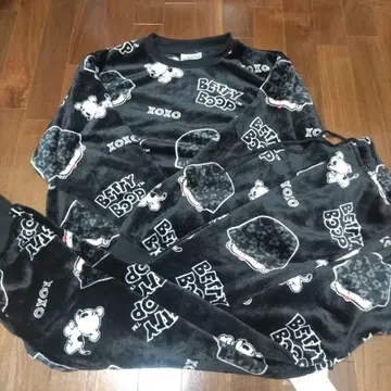 bettyboop 베티 룸웨어 맨투맨 셋업 보아