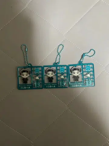 초특급 REAL? 랜덤 플라스틱 모델풍 키링 알로하