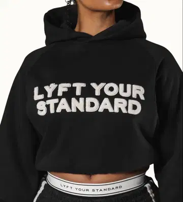 LYFT 숏 기장 후드 맨투맨 블랙 사이즈 S 리프트 팬츠
