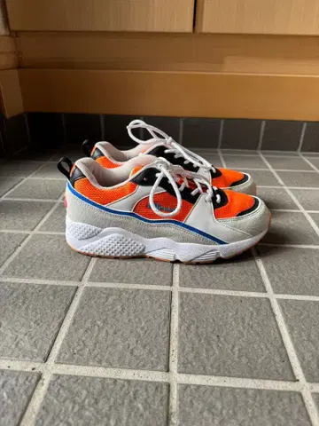 엘레쎄 슈즈 오렌지/그레이 스포츠 스니커즈