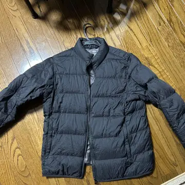 UNIQLO ULTRA LIGHT DOWN XL