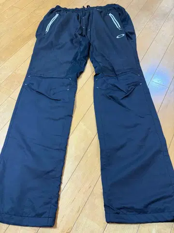 OAKLEY 겨울용 골프 팬츠 블랙 허리밴딩 포켓 부착 사이즈 M