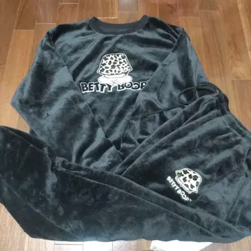 bettyboop 베티짱 보아 셋업 룸웨어 맨투맨