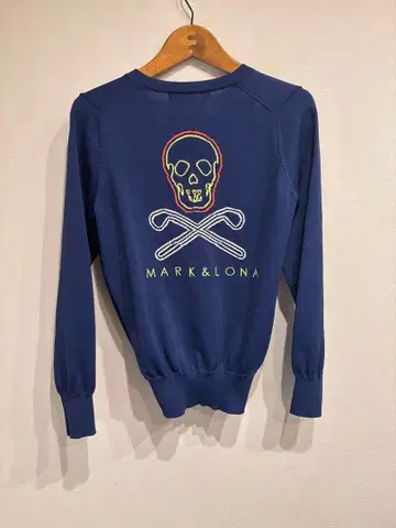 MARK&LONA 스컬 니트 마크앤로나