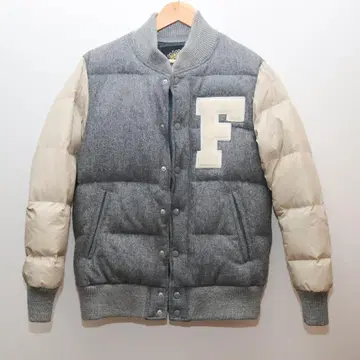 [ 새상품급 ] FAT SKINNY 다운 자켓 M 사이즈 바시티 자켓풍