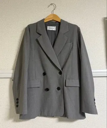 FRAY I.D 더블 테일러드 자켓 그레이