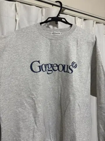 Gorgeous 그레이 맨투맨 트레이닝복