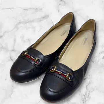 새상품급 페달라 비트 로퍼 네이비 23.5cm