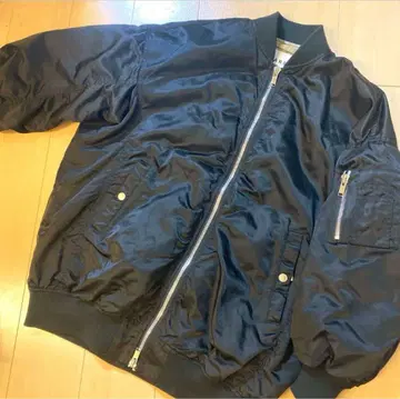 어퍼 하이츠 THE-U1 MA1 사이즈 0