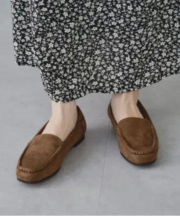 브라운 스웨이드 브라운 모카신