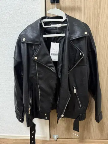 블랙 가죽 라이더 자켓 fifth