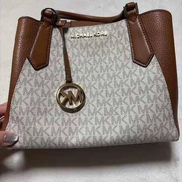 마이클코어스 킴벌리 새첼 스몰