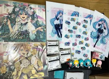 하츠네 미쿠 굿즈 묶음 판매
