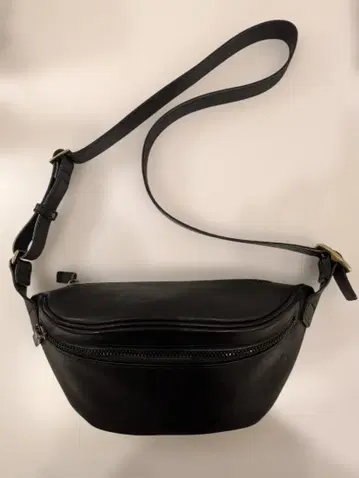 정가 4만 2천 엔, 츠치야 가방, 리비트 크로스 바디백