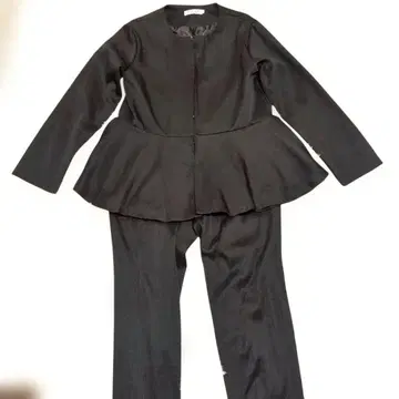 블랙 팬츠 셋업