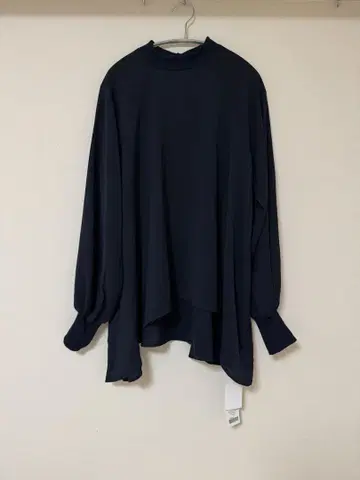 택 포함 새상품 봉쥬르 사간 하이넥 긴팔 셔츠