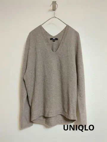 유니클로 캐시미어 100% 3D 베이지 V넥 긴팔 니트