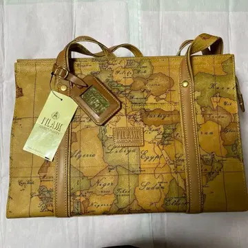 프리마 클라쎄 숄더 토트백