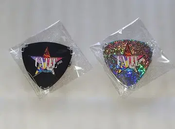 [ 2종 세트 ] 피크 배지 B'z presents UNITE 가챠