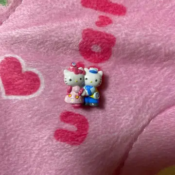 헬로키티 다니엘 푸로랜드 한정판 끈 마스코트만