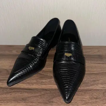 SNIDEL 포인티드 코인 로퍼 블랙