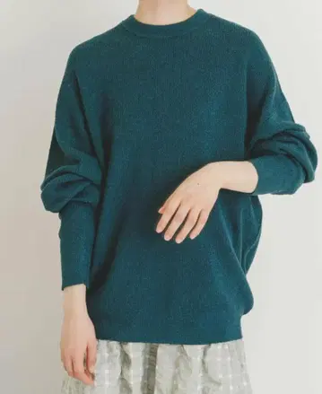 [ 새상품급 정가 7000 ] 어반 리서치 라보 루프얀 루즈 니트