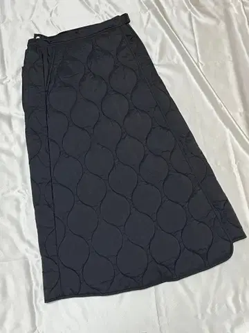 KELTY x Samansa Mos2 퀼팅 랩 스커트