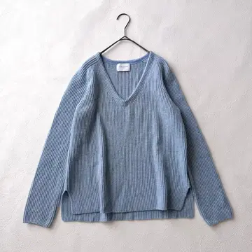 새상품급 유나이티드 애로우즈 V넥 캐시미어 혼방 니트 스웨터