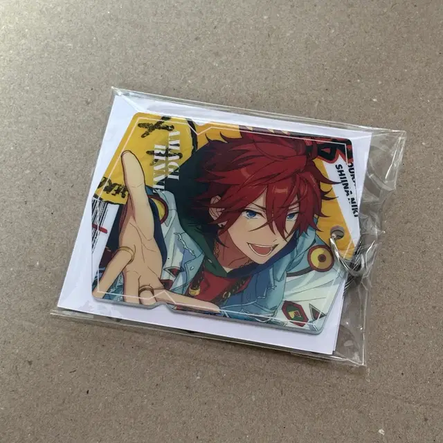 앙스타 크레이지비 아마기 린네 트립 러기지 챰 아크릴 키링 trip 앨범