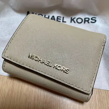 MICHAEL KORS 베이지 3단 폴더형 지갑