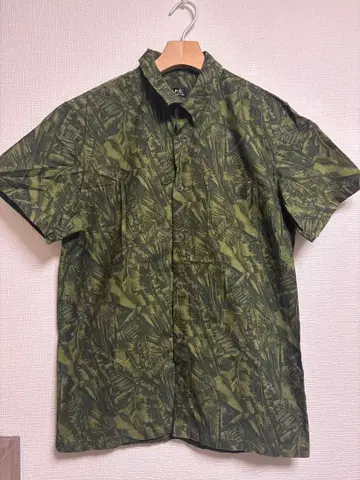 A.P.C. 올리브 반팔 셔츠 L