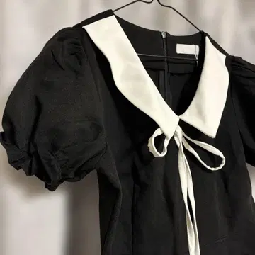 바이컬러 프릴 올인원 TITTY&CO. 미사용 새상품 택 포함 블랙 S