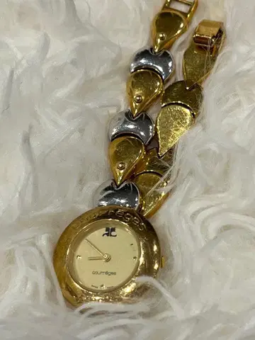 쿠레쥬 아날로그 손목시계 골드/실버