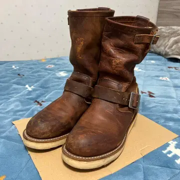 레드윙 브라운 부츠