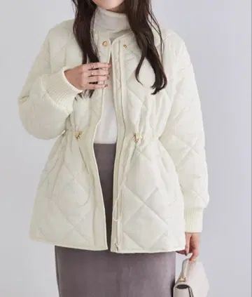 Pierrot 충전솜 퀼팅 드로스트 코트