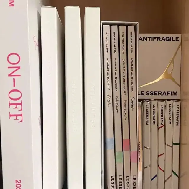 급급처) 르세라핌 개봉 앨범 팔아요