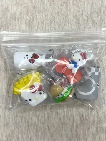 헬로키티 아메리칸 디자인 메지루시 액세서리